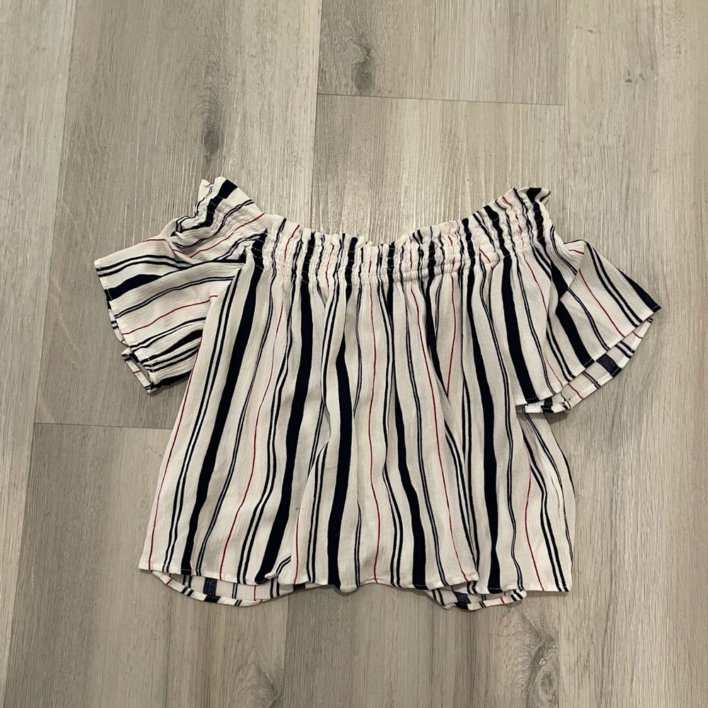 Pull & Bear Off Shoulder Top